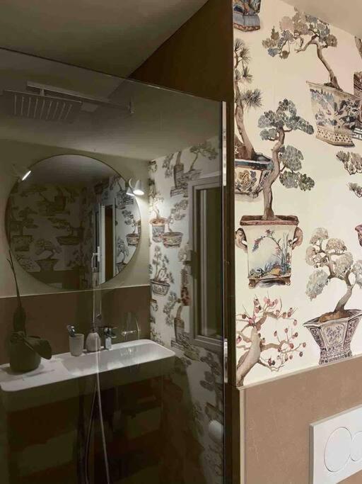 Romantic Attic Room With Panoramic View Bologna Bagian luar foto