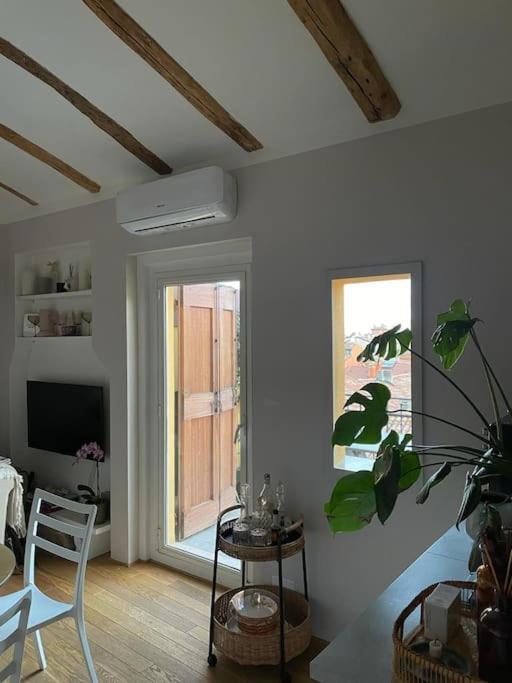 Romantic Attic Room With Panoramic View Bologna Bagian luar foto