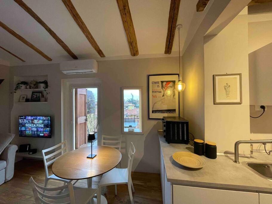 Romantic Attic Room With Panoramic View Bologna Bagian luar foto